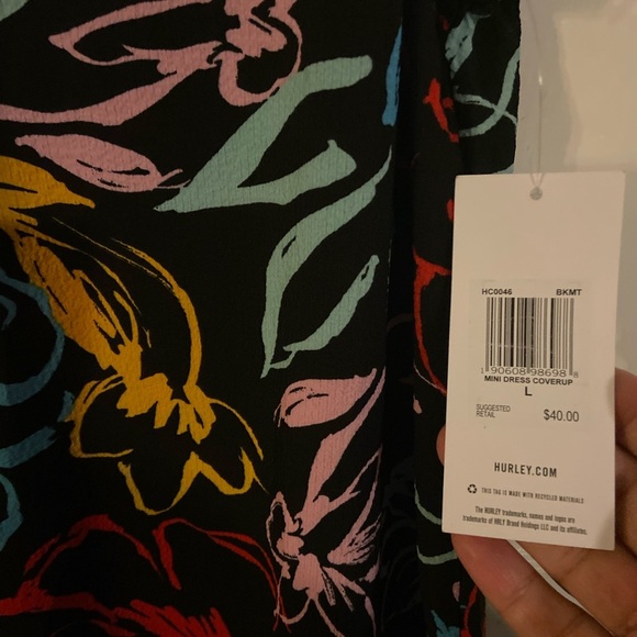 Hurley mini dress colorful coverup. - Picture 6 of 12